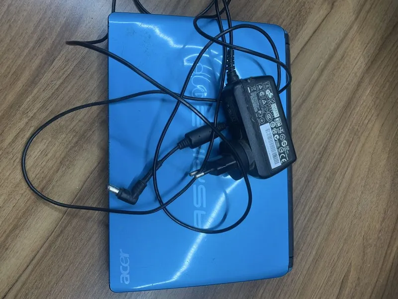 Нэтбук Acer Aspire one 7