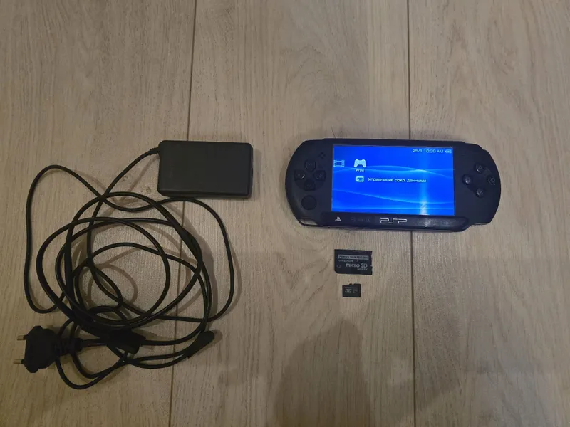 Psp street, не видить memory card — фото 1