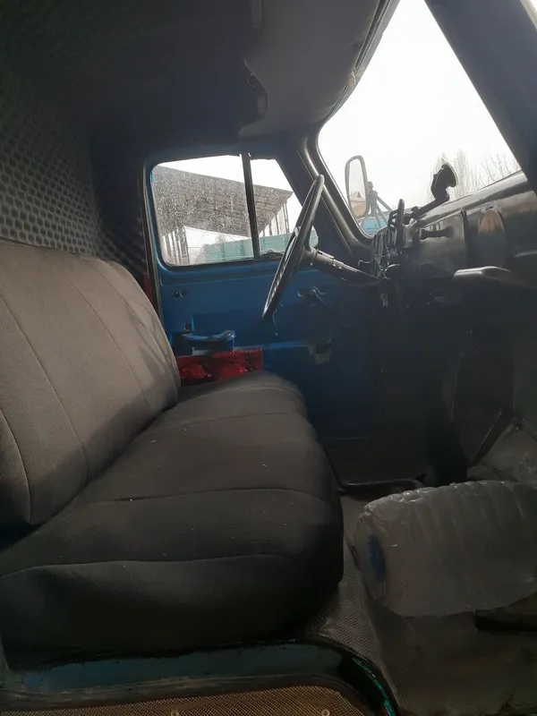 Gaz53 sotiladi srochna 1988 4 Gaz53 sotiladi srochna 1988 4