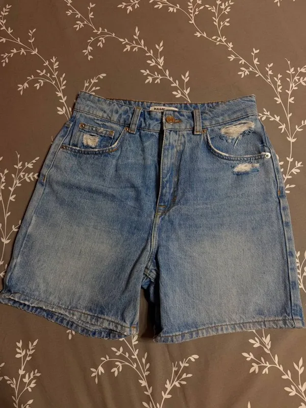 Шортиики Pull&Bear