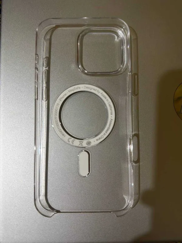 Iphone 16 pro max chexol 2