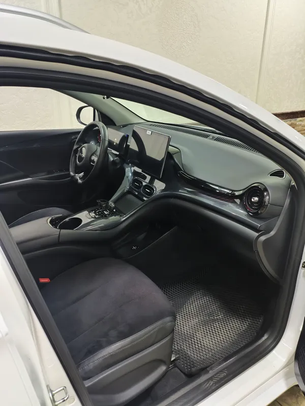 BYD e2 Luxury 2024 3 BYD e2 Luxury 2024 3