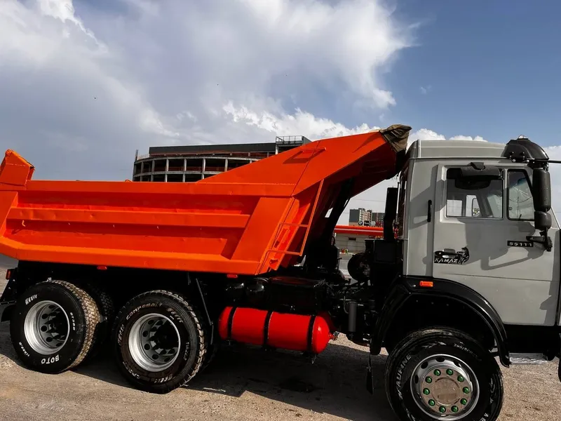 Kamaz sotiladi yili 1996 hamma joyi qlingan 360 kamera 5