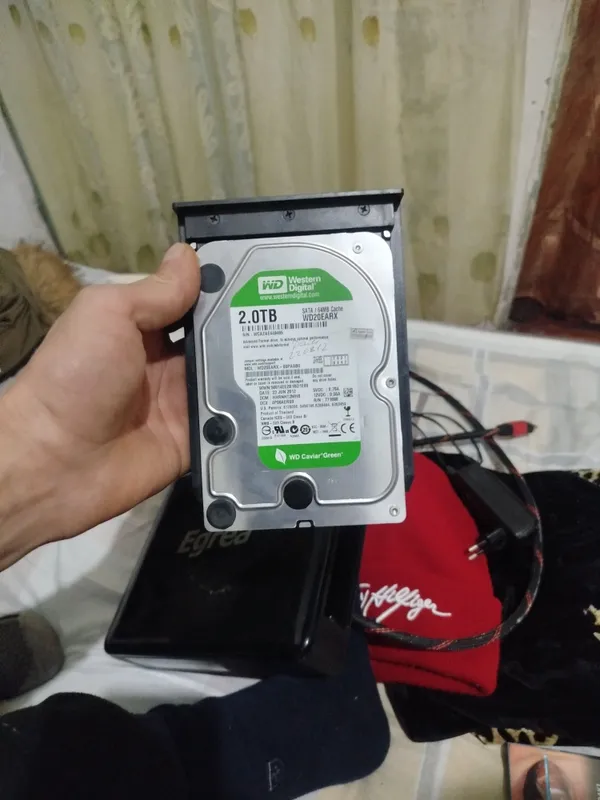 Продаётся жёсткий диск
