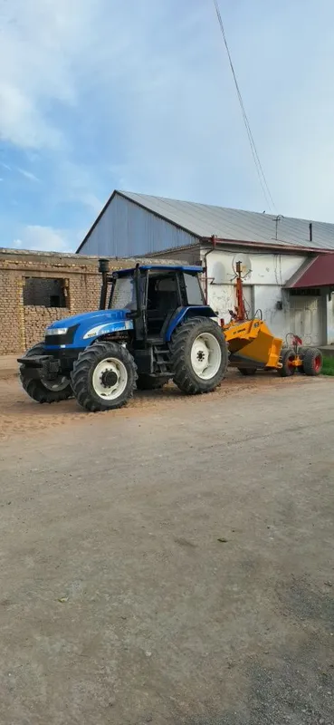New holland Ts 135 сотилади нархини келишамиз