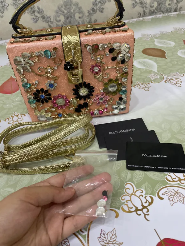 Premium to'ybop klatch sumka (ideal holatda) 5 Premium to'ybop klatch sumka (ideal holatda) 5