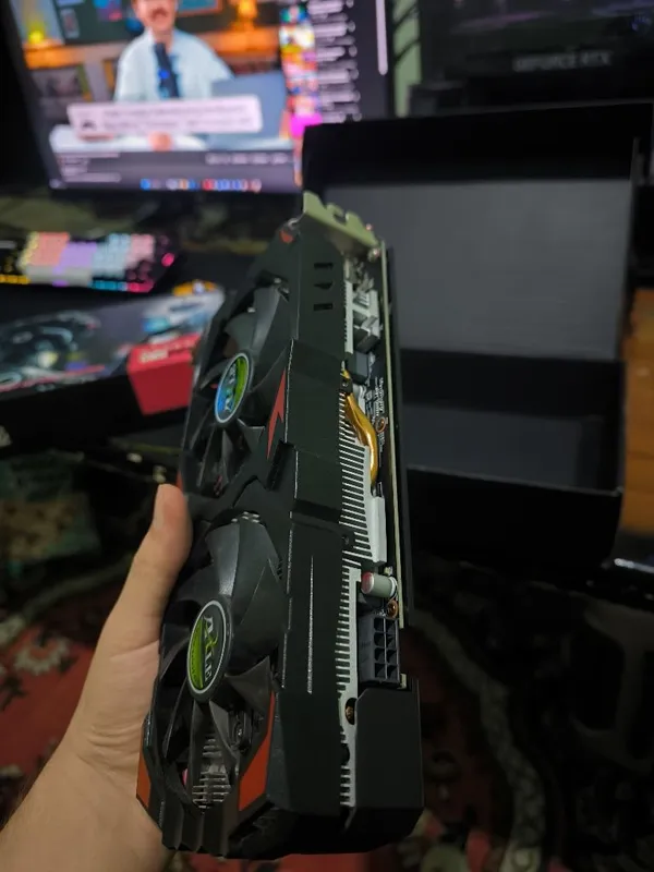 RX 580. 8 GB 2048CP. — фото 4