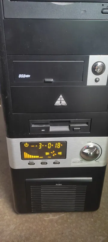 Кейс от компьютера 1 Кейс от компьютера 1