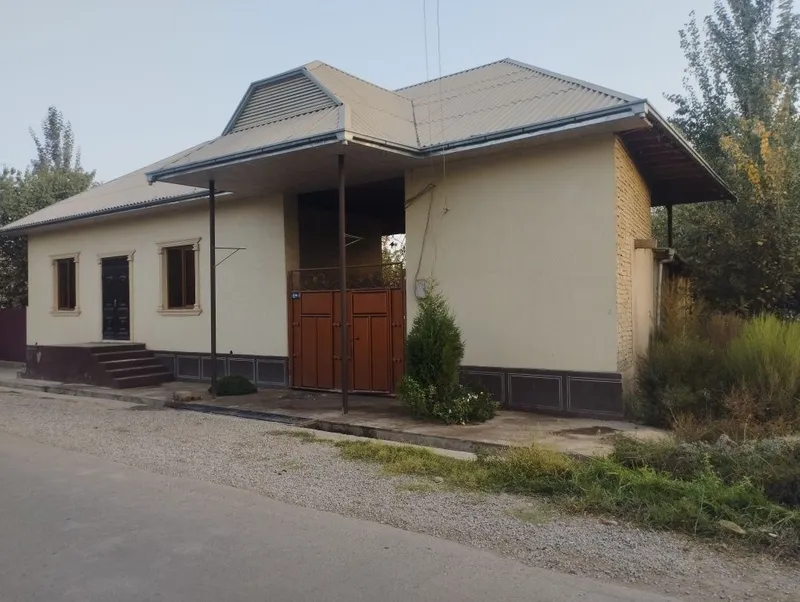 Uy sotiladi Denov tumanida