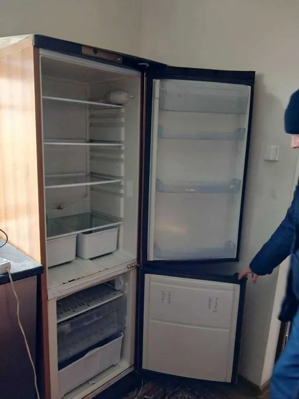 Продается Холодильник Indesit — фото 1