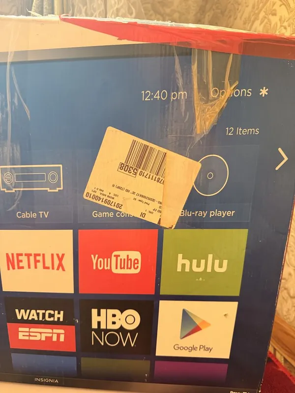 Insignia 32 дюймли (82 см) Smart TV. Yaqinda Amerikadan olib kelingan. 3