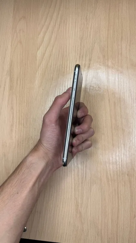 iPhone Xs Max 2