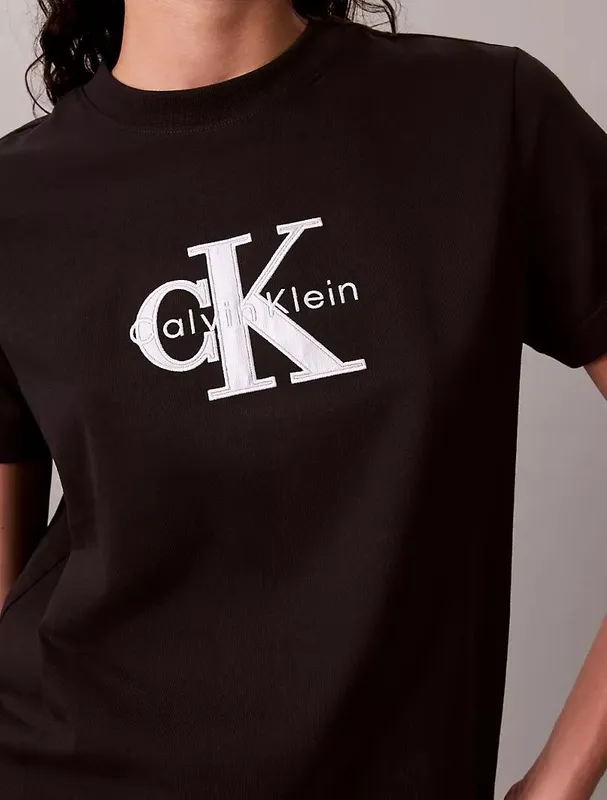 Футболка от Calvin Klein женские
