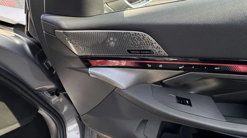 Bmw i5 35L srochniy 4 Bmw i5 35L srochniy 4