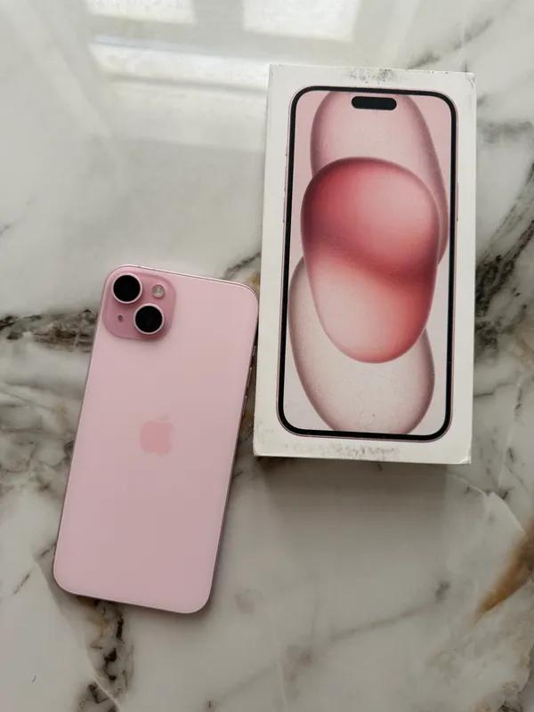 iPhone 15 Plus Rangi: pushti. Xotira: 128 GB