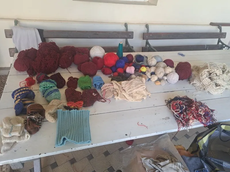 Пряжа в большом количестве
