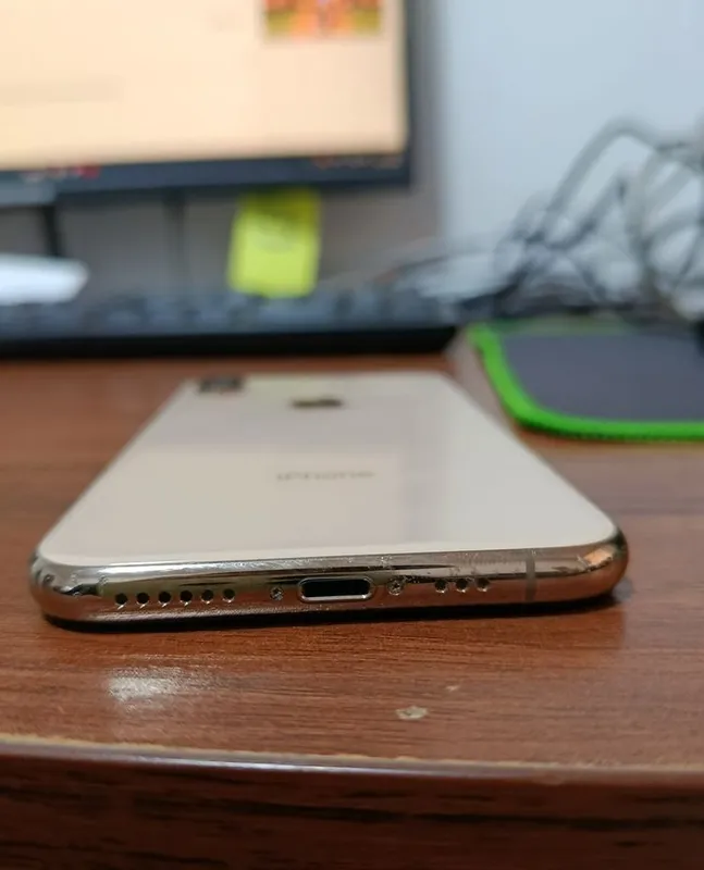 iPhone XS в идеальном состоянии 5 iPhone XS в идеальном состоянии 5