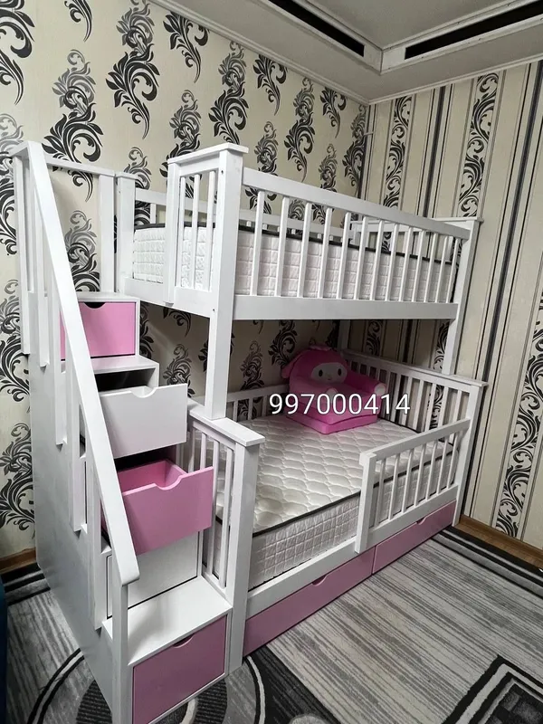 Двухьярусная кроватиь