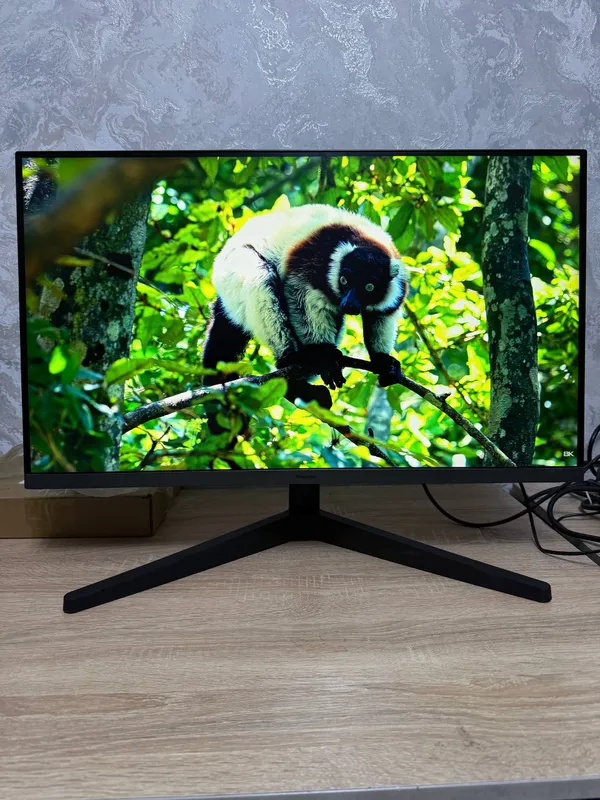 Samsung 27" Full HD 100Hz monitori 2