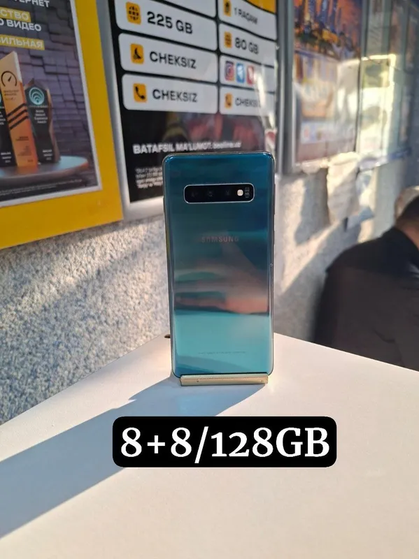 Samsung S10 8+8/128 ГБ 2
