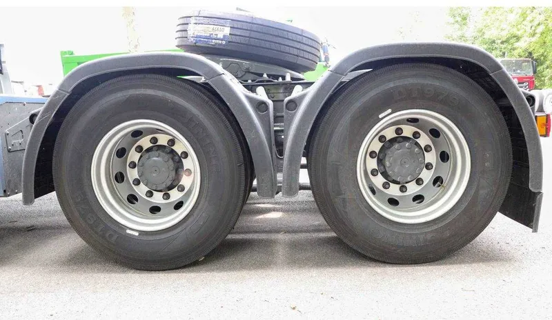 Sitrak tyagach . 6x4 Howo t7 . 540 HP Fura 7 Sitrak tyagach . 6x4 Howo t7 . 540 HP Fura 7