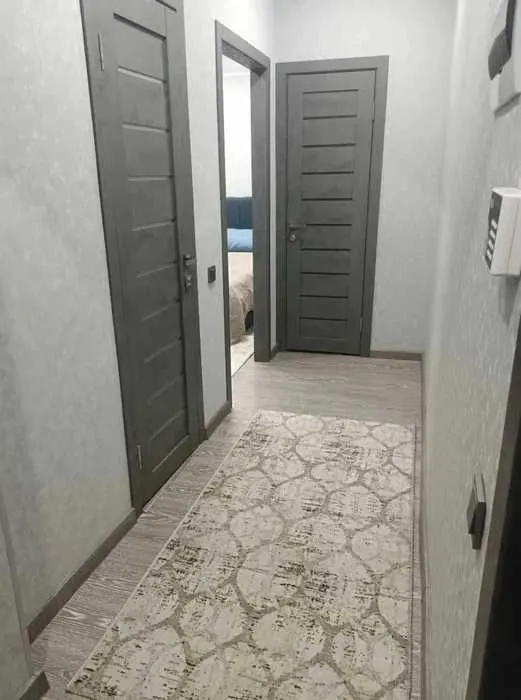 Shoshilinch ijaraga beriladi 2 xonali Koratosh, Samarqand Darvoza savdo markazi *B 3
