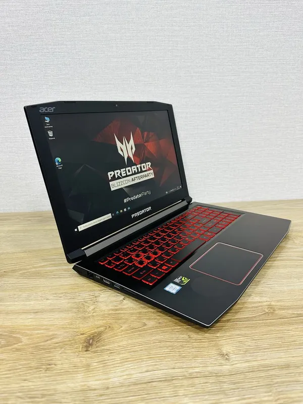 ACER Predator Core i7-8 Ядерный GTX1060-6 ГБ Видеокарта 6