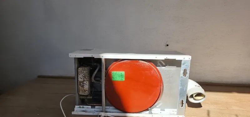 Продаётся газовый котёл Airfel мощностью 32 кВт 2