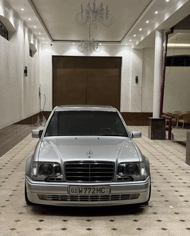 Продаётся W124 E500 1 Продаётся W124 E500 1