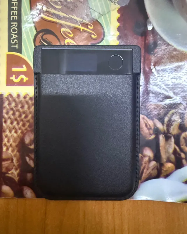 Продаётся PLAUD, состояние хорошее 5