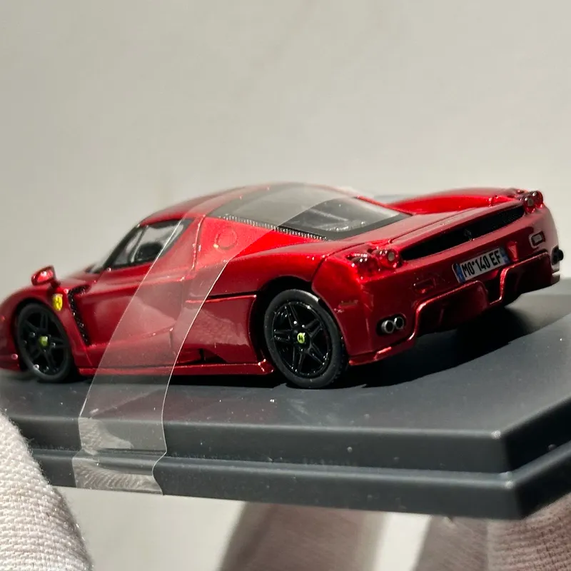 1:64 Ferrari Enzo машинка, коллекционное авто 3 1:64 Ferrari Enzo машинка, коллекционное авто 3