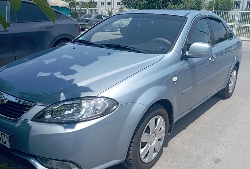 Автомобиль Daewoo GENTRA 2014 год 2 Автомобиль Daewoo GENTRA 2014 год 2
