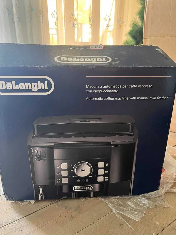 Кофемашина DeLonghi Magnifica S автоматическая Кофемашина DeLonghi Magnifica S автоматическая
