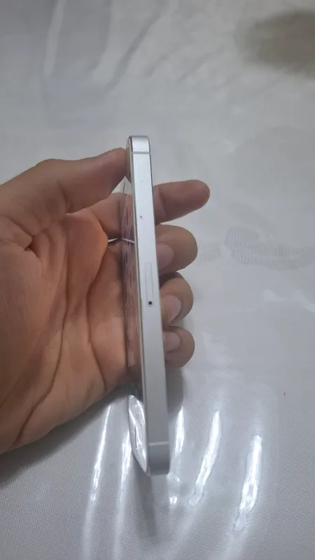 iPhone 5s LL/A, 16 ГБ 6 iPhone 5s LL/A, 16 ГБ 6