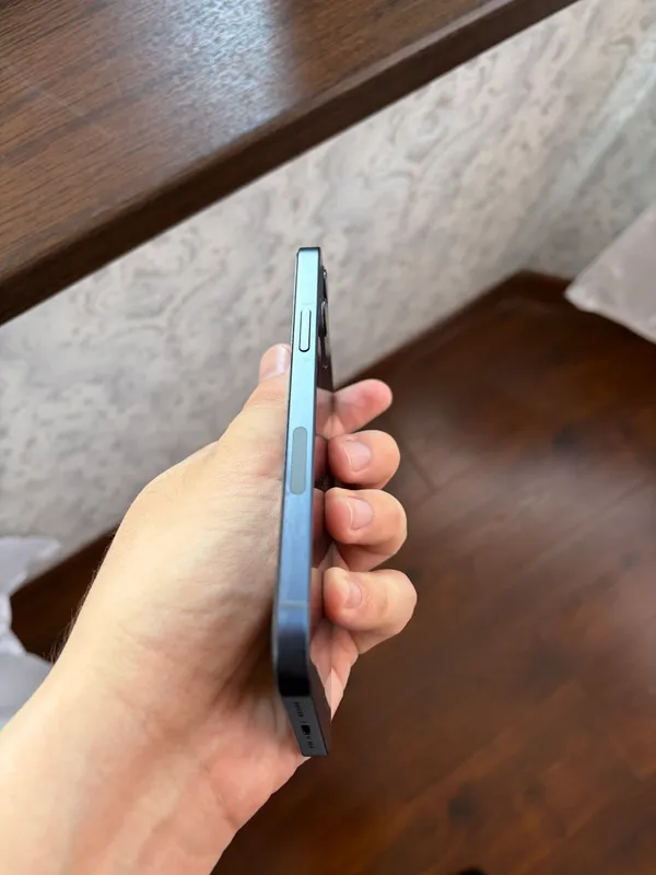 IPhone 12 5