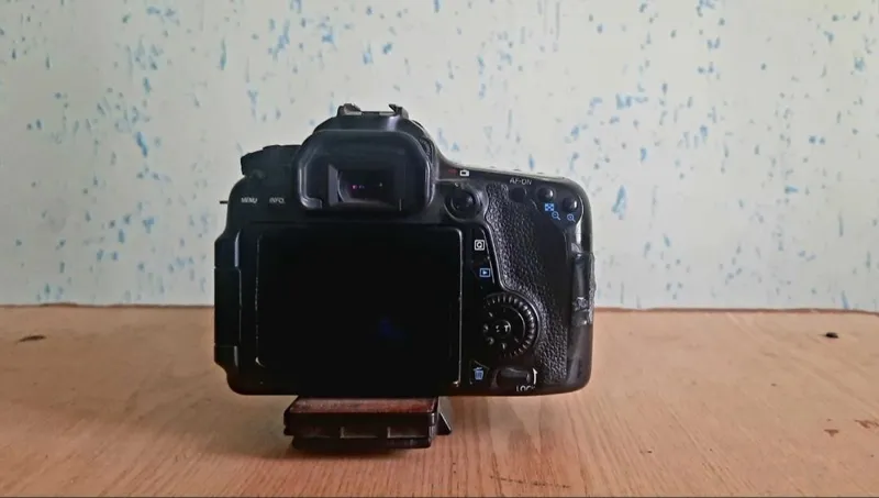 Canon 70 d To'yga tayyor xolda Qo'shib beriladi shtativ prj