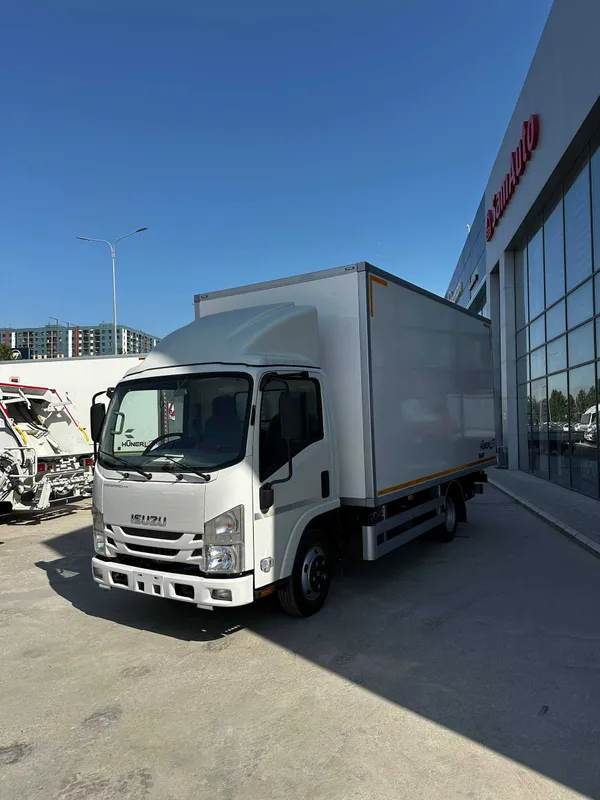 ISUZU NMR77H – Izotermik avtofurgon 7