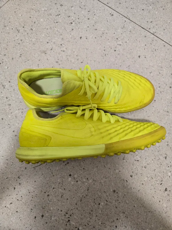 Кросовки ( бутсы) Nike — фото 1