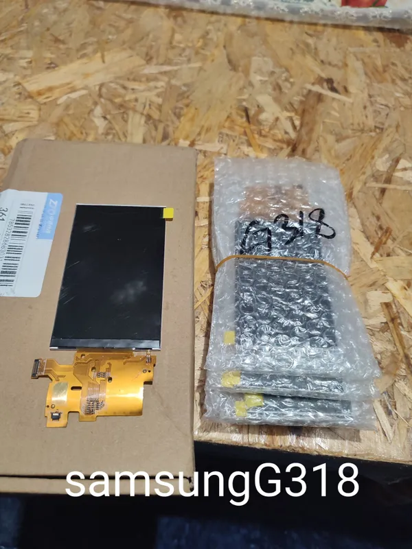samsung G318 displey