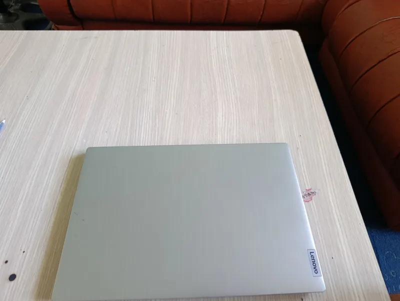 Lenovo 1