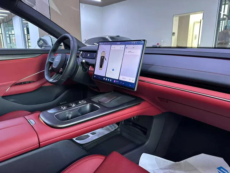 Xiaomi SU7 | Long Range 700KM | Smart Driving | Серый цвет — фото 5