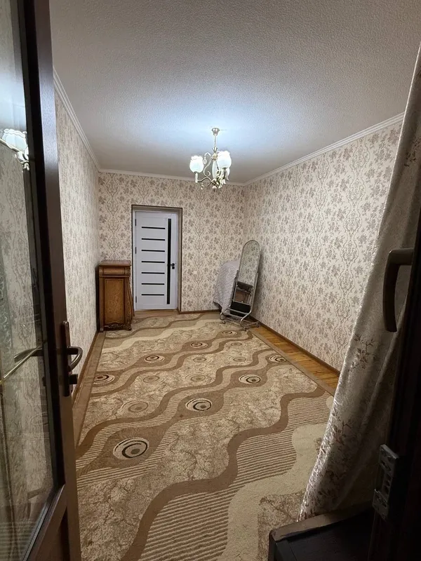 Аренда квартиры 2в3 на м. Космонавтов 4