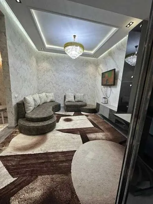 Shoshilinch ijaraga beriladi: shinam kvartira, Firuza massivi, mo‘ljal: Ginekologiya *R 4