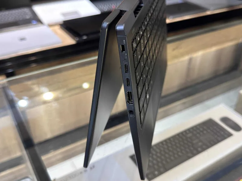 Dynabook PORTEGE X30W-J x360 Core i5-1135G7 8 Gb 4267MT/c SSD 256 — фото 2