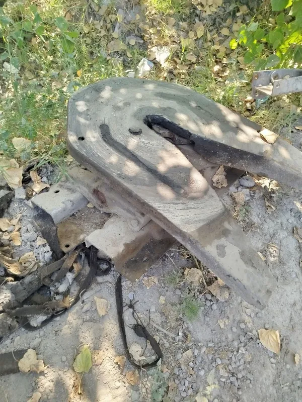Zil sedlo sotiladi. 1 Zil sedlo sotiladi. 1