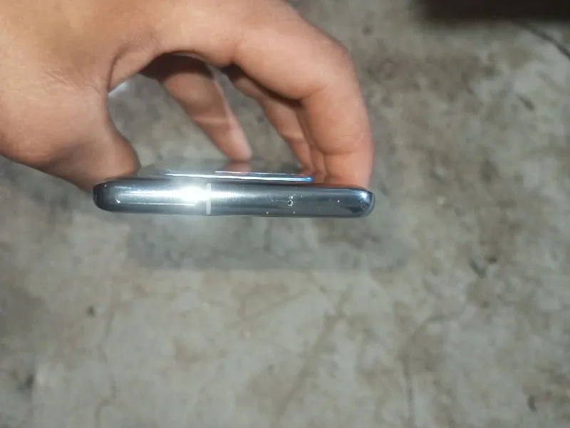 Samsung S10 8/128 6