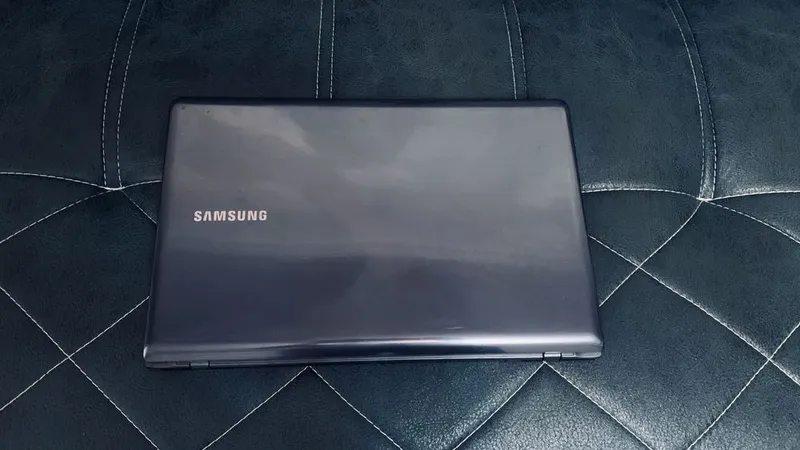 продается ноутбук Samsung в хорошом состоянии