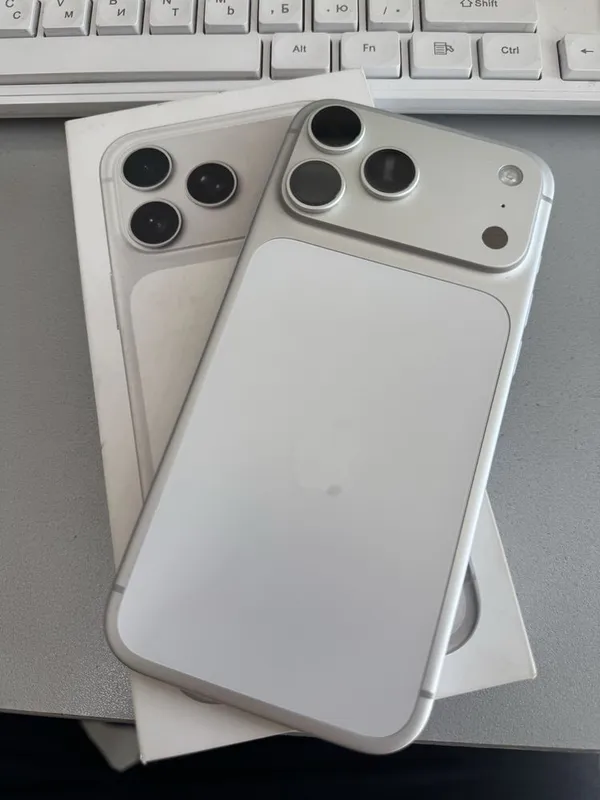 Iphone 17 pro max 256Gb yomkis 100% 1