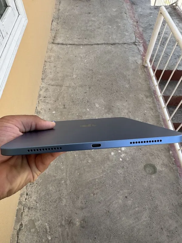 Ipad 11 A16 128 blue — фото 1