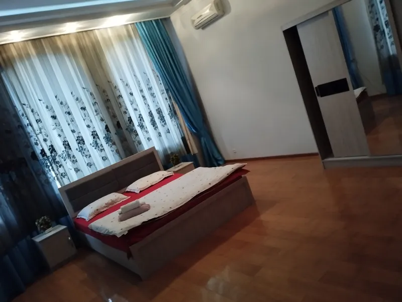 200 mingdan bez zags mehmonhona